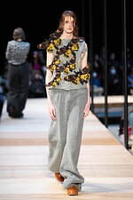 ピリングス 2023-24年秋冬コレクション - 自分を守るためのニット｜写真31