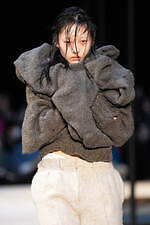 ピリングス 2023-24年秋冬コレクション - 自分を守るためのニット｜写真36