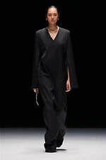 ハイク 2023-24年秋冬コレクション - 時にハンサムに、時に女性らしく｜写真2