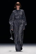 ハイク 2023-24年秋冬コレクション - 時にハンサムに、時に女性らしく｜写真5