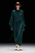 ハイク 2023-24年秋冬コレクション - 時にハンサムに、時に女性らしく｜写真13