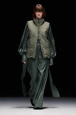 ハイク 2023-24年秋冬コレクション - 時にハンサムに、時に女性らしく｜写真17