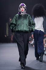 アンスクリア 2023年秋冬コレクション - カジュアルとフォーマル、変化を楽しんで｜写真21