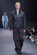 アンスクリア 2023年秋冬コレクション - カジュアルとフォーマル、変化を楽しんで｜写真28