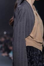 アンスクリア 2023年秋冬コレクション - カジュアルとフォーマル、変化を楽しんで｜写真4