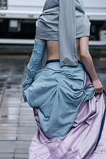 サヤカアサノ 2023年秋冬コレクション - いとおしく、いたわしい、寝起きの瞬間｜写真23