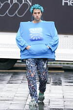 リコール 2023-24年秋冬コレクション - “立ち止まらせる”ファッション｜写真52