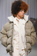 タナカ 2023-24年秋冬コレクション - “今までとこれから”を紡ぐ、長く愛される服を｜写真27