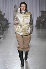 タナカ 2023-24年秋冬コレクション - “今までとこれから”を紡ぐ、長く愛される服を｜写真28