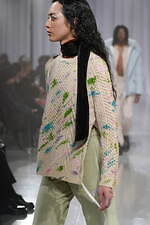 タナカ 2023-24年秋冬コレクション - “今までとこれから”を紡ぐ、長く愛される服を｜写真31