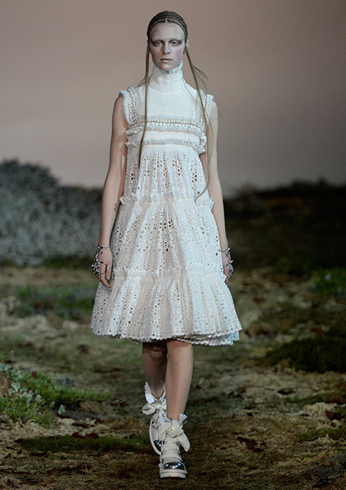 マックイーン(McQueen) 2014-15年秋冬ウィメンズコレクション  - 写真11