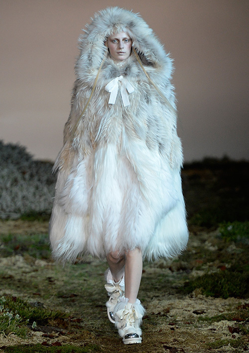 マックイーン(McQueen) 2014-15年秋冬ウィメンズコレクション  - 写真12