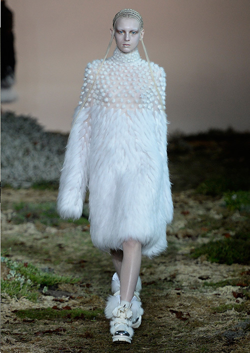マックイーン(McQueen) 2014-15年秋冬ウィメンズコレクション  - 写真13