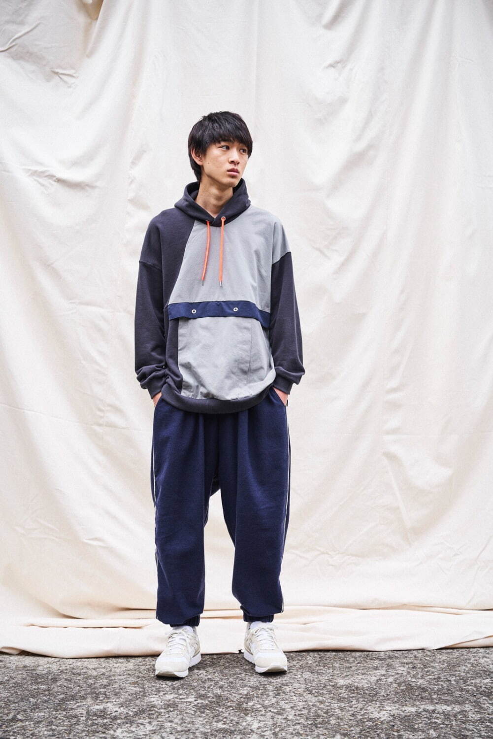 スニュウ(sneeuw) 2023-24年秋冬ウィメンズ&メンズコレクション