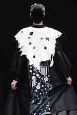 ナノアット 2023-24年秋冬コレクション - 対比で導く、洋服の真の価値｜写真3