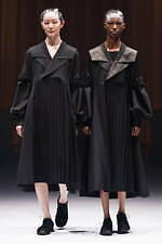 ナノアット 2023-24年秋冬コレクション - 対比で導く、洋服の真の価値｜写真4