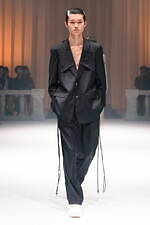 ナノアット 2023-24年秋冬コレクション - 対比で導く、洋服の真の価値｜写真9