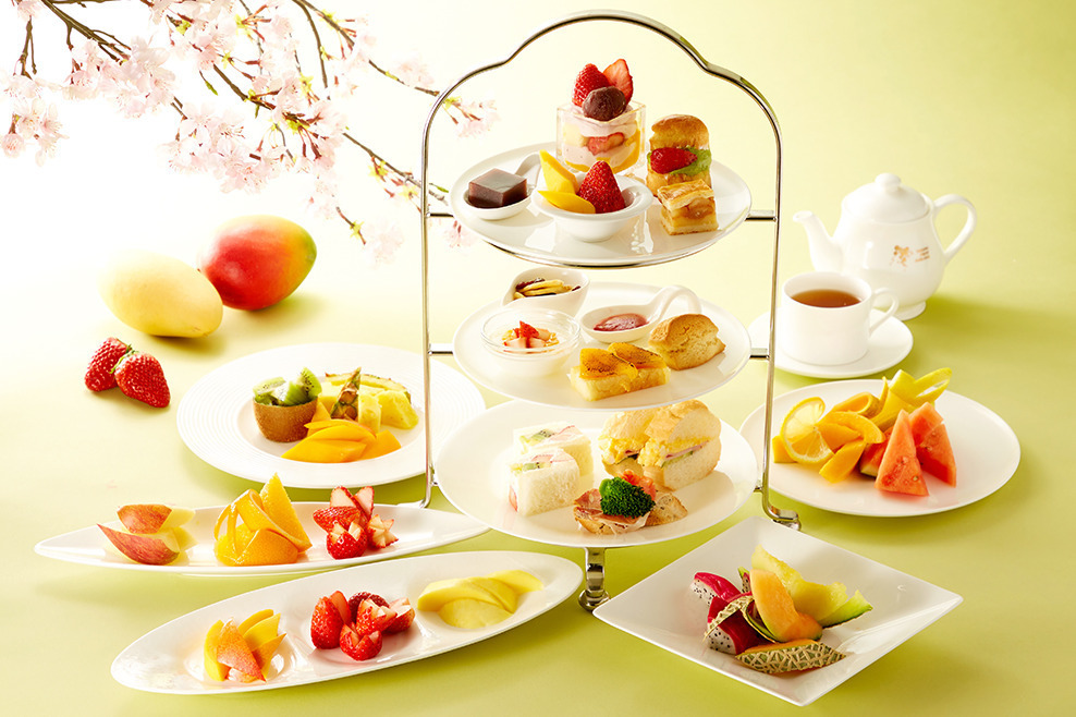 タカノフルーツパーラ―“苺＆マンゴー食べ放題”のアフタヌーンティー、タカノフルーツパーラー新宿本店で