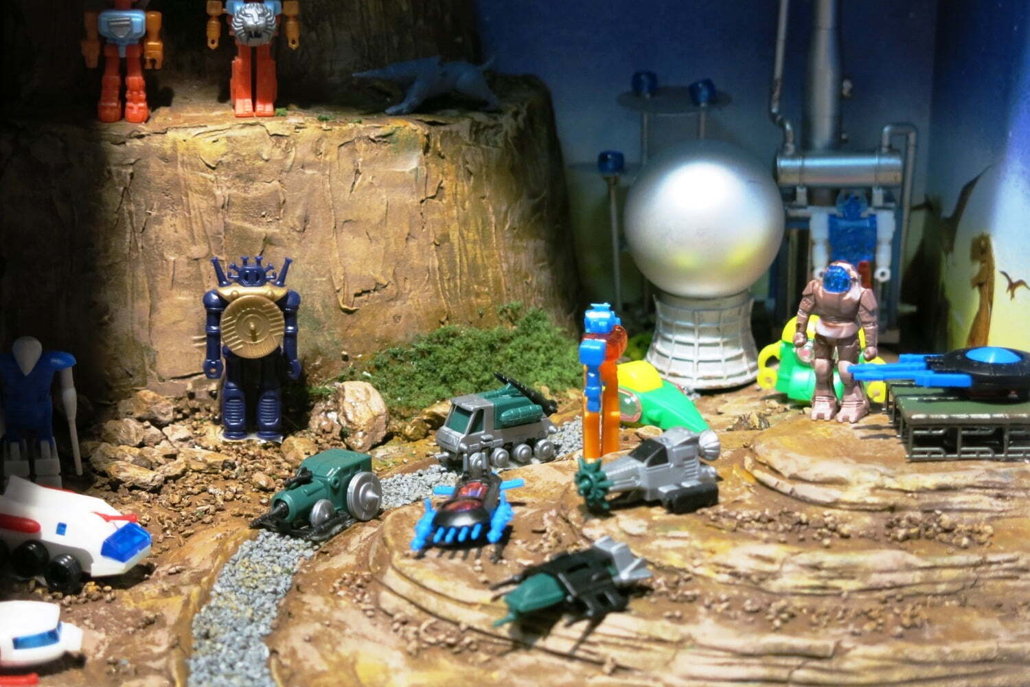 博物館｜展覧会「グリコのおもちゃ100年」江崎記念館で、歴代おもちゃのジオラマやデザイン画を展示