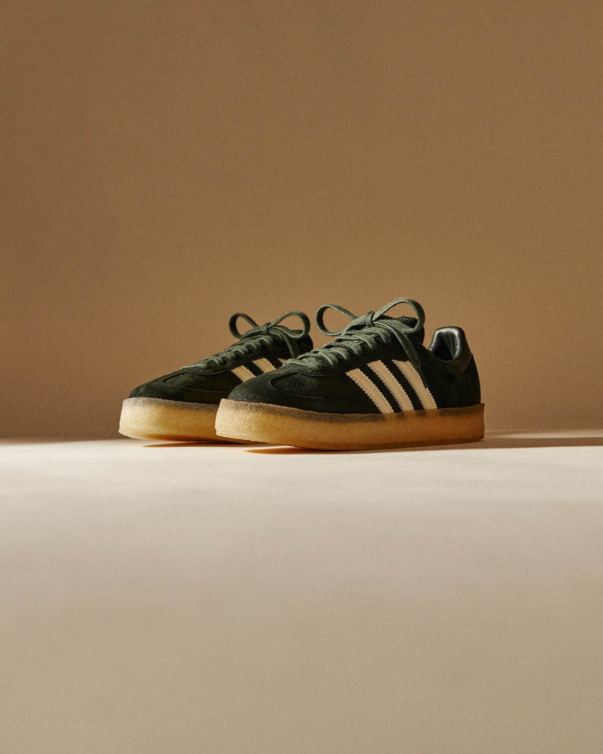 キス(Kith), アディダス オリジナルス(adidas Originals), クラークス(Clarks) サンバ｜写真9