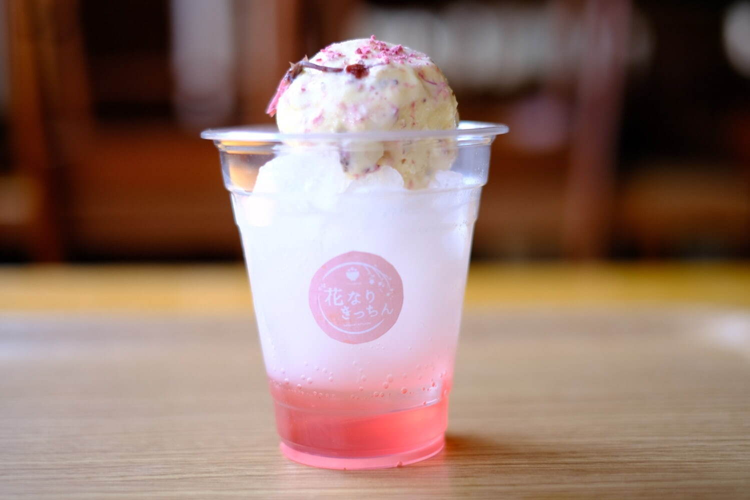 「桜クリームソーダ」650円