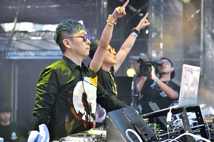 日本初上陸の音楽フェス「ULTRA JAPAN」最高のDJたちと4万人もの若者による、大熱狂の2日間｜写真8