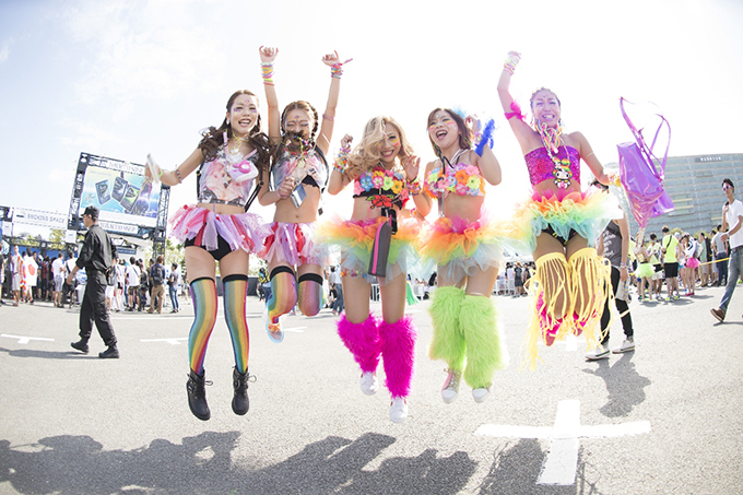 日本初上陸の音楽フェス「ULTRA JAPAN」最高のDJたちと4万人もの若者による、大熱狂の2日間 | 写真