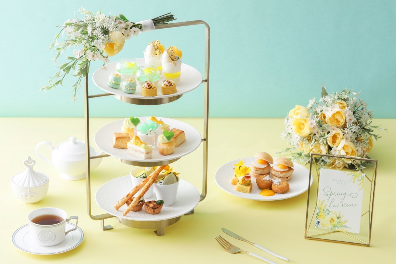 GREEN｜ストリングスホテル 名古屋“レモン×メロン”アフタヌーンティー、花マカロン＆蜂模様タルトなど