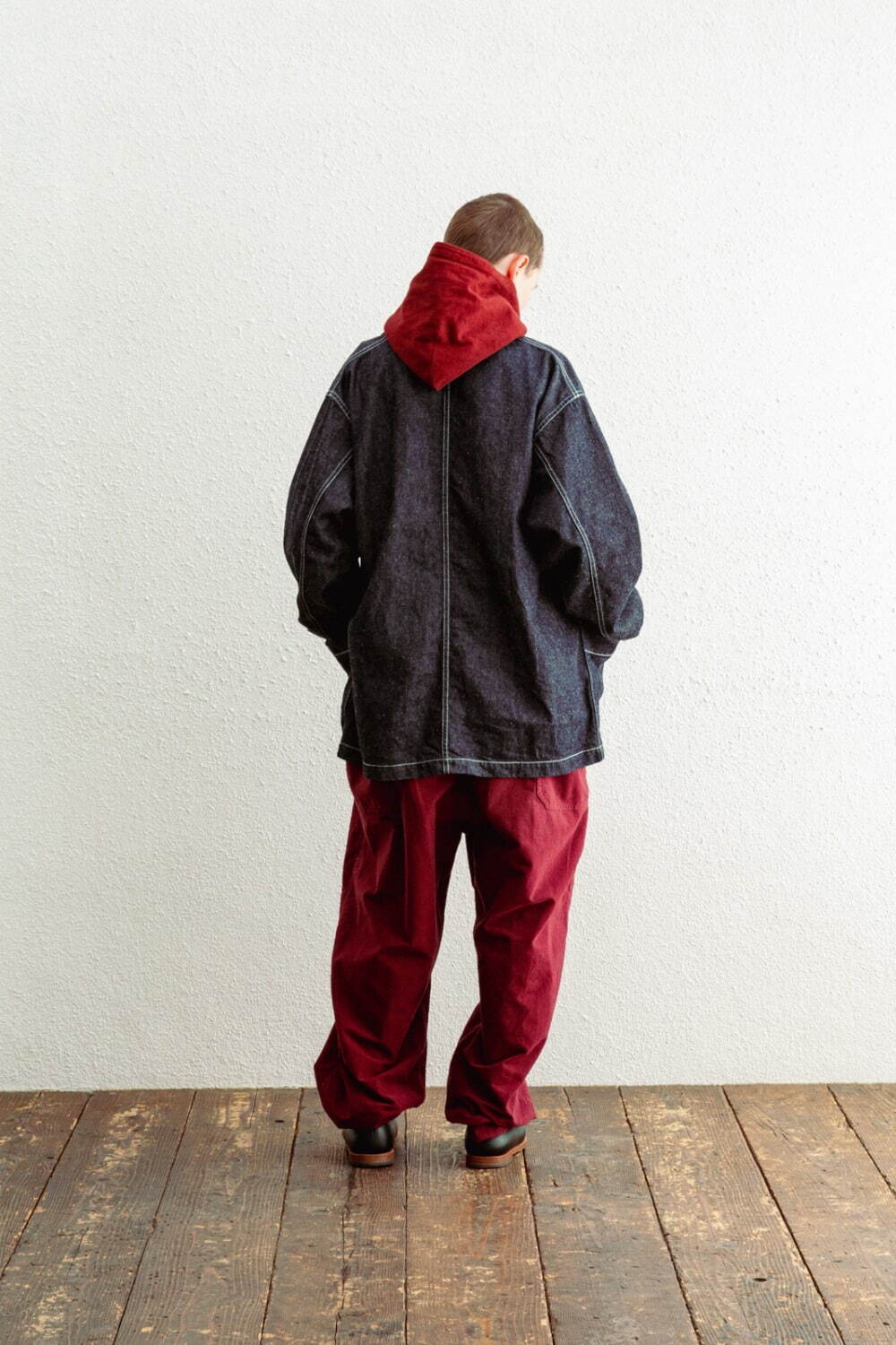 インアット(INNAT) 2023-24年秋冬ウィメンズ&メンズコレクション  - 写真37