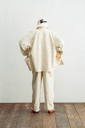 インアット(INNAT) 2023-24年秋冬ウィメンズ&メンズコレクション  - 写真4