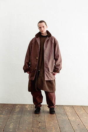 インアット(INNAT) 2023-24年秋冬ウィメンズ&メンズコレクション  - 写真26