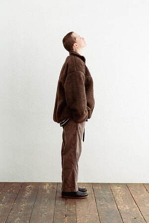 インアット(INNAT) 2023-24年秋冬ウィメンズ&メンズコレクション  - 写真30