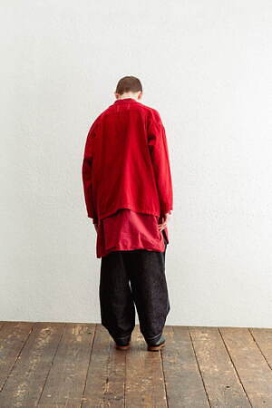 インアット(INNAT) 2023-24年秋冬ウィメンズ&メンズコレクション  - 写真33