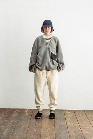 インアット(INNAT) 2023-24年秋冬ウィメンズ&メンズコレクション  - 写真38