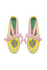 メゾン キツネ×ホテル オランピア“夏のパリ”着想、お土産ステッカーTシャツ＆ヤシの葉ドレスなど｜写真82