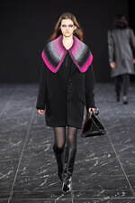 タエ アシダ 2023-24年秋冬コレクション - 華やかに、軽やかに｜写真16