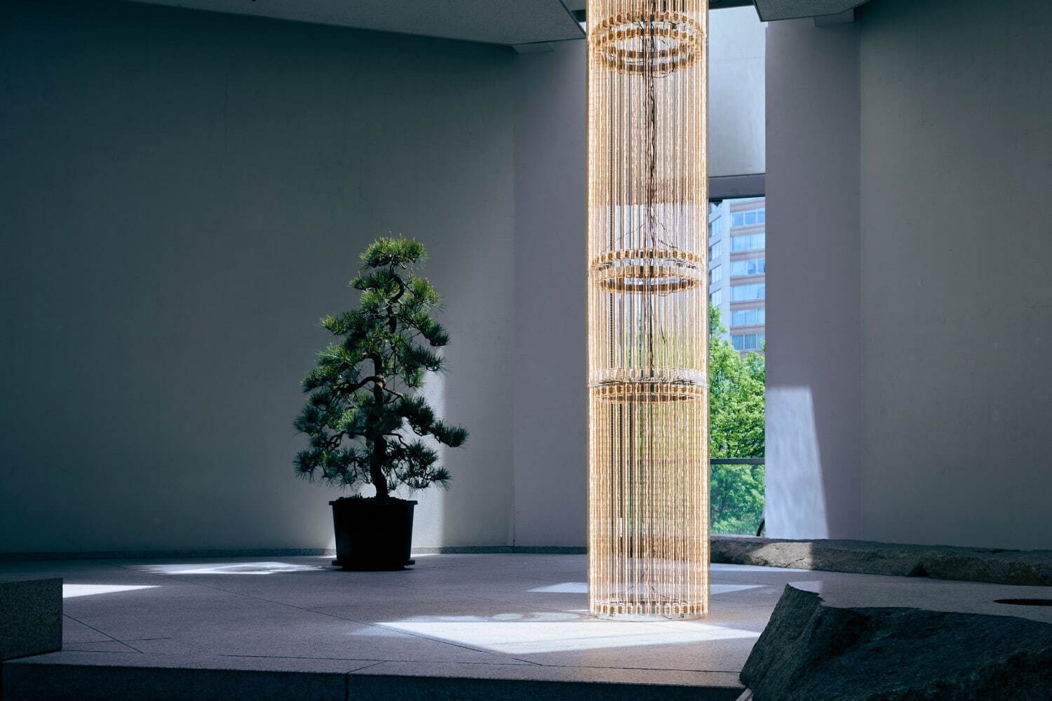 Cerith Wyn Evans, Installation view at indoor stone garden “Heaven”
The Sogetsu Kaikan, Tokyo, Apr 13 - 25, 2018
Courtesy of Taka Ishii Gallery