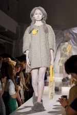 アートイベントでリトゥンアフターワーズが2010-2011年秋冬コレクションを発表｜写真18