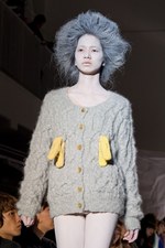 アートイベントでリトゥンアフターワーズが2010-2011年秋冬コレクションを発表｜写真22