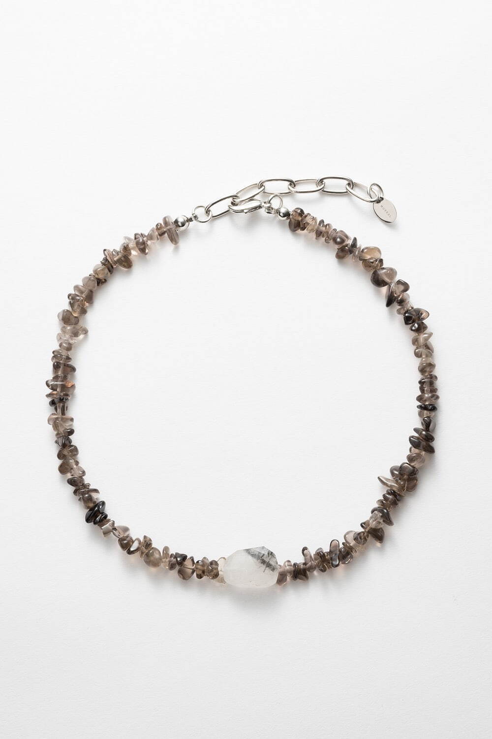 ミューラル“鉱石のきらめき”を表現したティアードドレスなど、渋谷パルコでは試着会を開催｜写真128