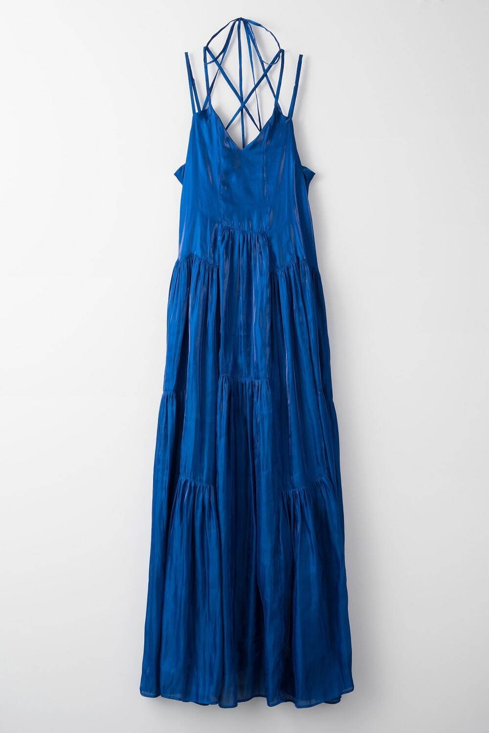 Glossy tiered camisole dress 47,300円