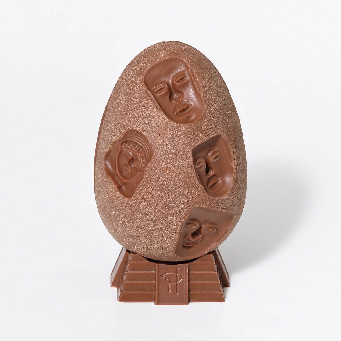 ピエール・エルメ・パリ23年イースターショコラ、“文明芸術”着想エッグ＆ウサギ型チョコレート｜写真12