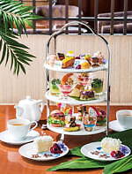 帝国ホテル 東京×ハワイ名門ホテル「ハレクラニ」のアフタヌーンティー、爽やかココナッツケーキなど｜写真1