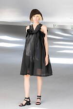 ヒロコ コシノ 2024年春夏コレクション、“重ねて楽しむ”大人のコラージュ｜写真33