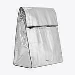 サンローラン“テイクアウト袋”着想のメンズ新作バッグ、カサンドラロゴ入りブラックやメタルシルバー｜写真11