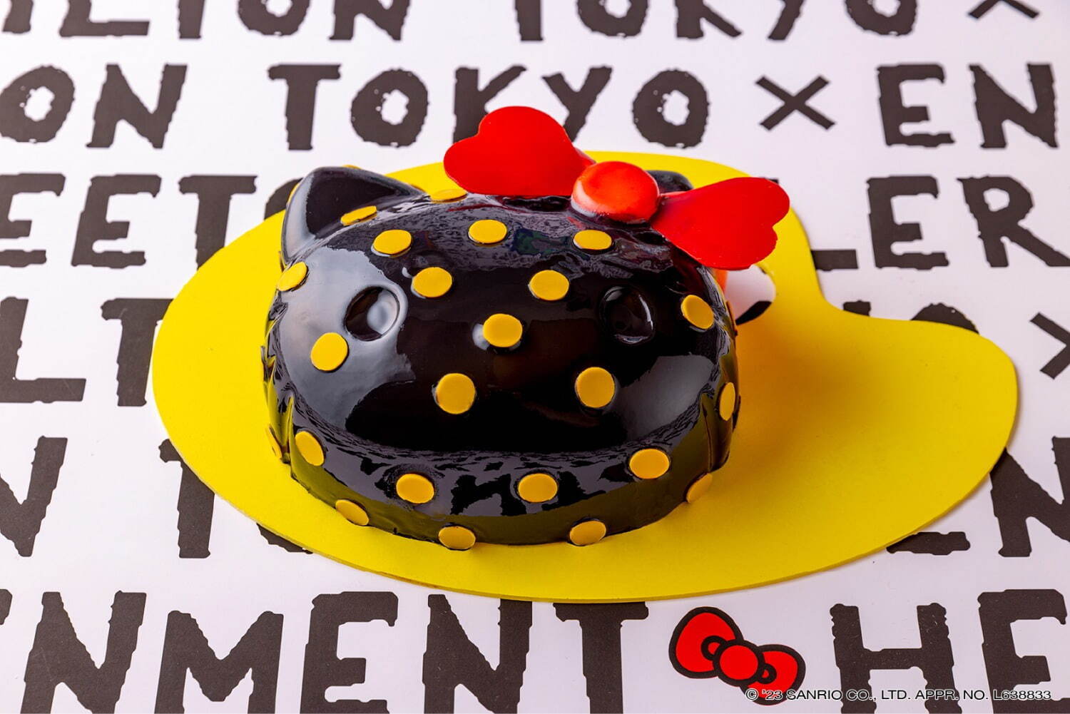 「ハローキティ」のアート風スイーツビュッフェがヒルトン東京で、メロンショートやドット柄ムース｜写真4