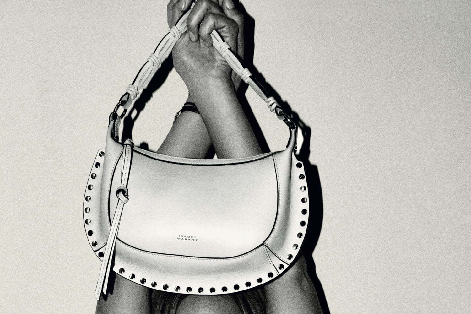 イザベル マラン23春夏新作ウェア&「オスカン ムーン」バッグなど - 伊勢丹新宿店の限定ストアで