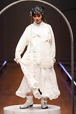 ハザマ 2023 プライマリー コレクション - “未知の未知”見知らぬ旅路の果てへ｜写真3