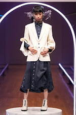 ハザマ 2023 プライマリー コレクション - “未知の未知”見知らぬ旅路の果てへ｜写真6