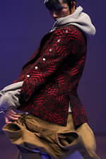 ハザマ 2023 プライマリー コレクション - “未知の未知”見知らぬ旅路の果てへ｜写真25